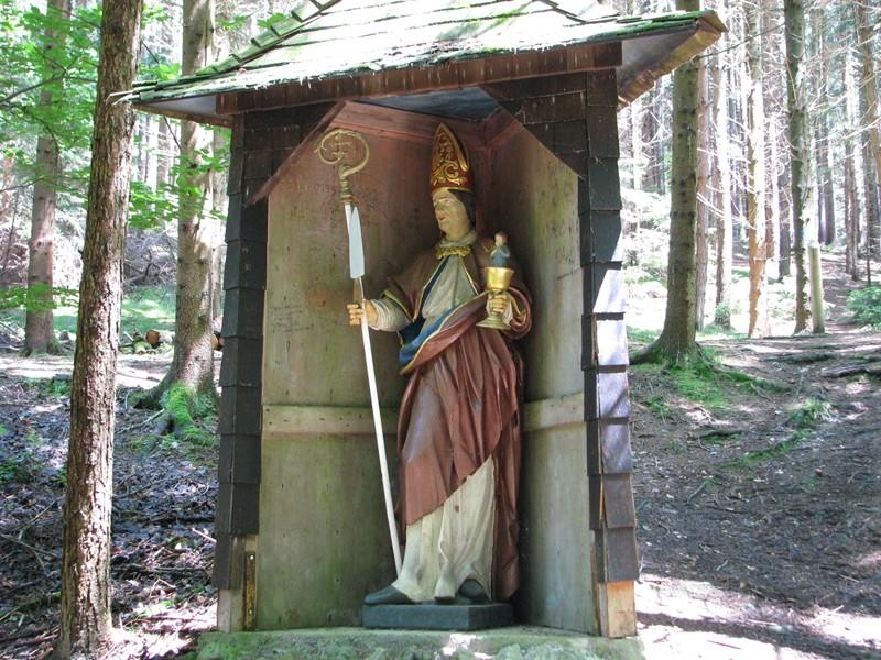 St. Markus - Statue in Waldbett, Altomünster.